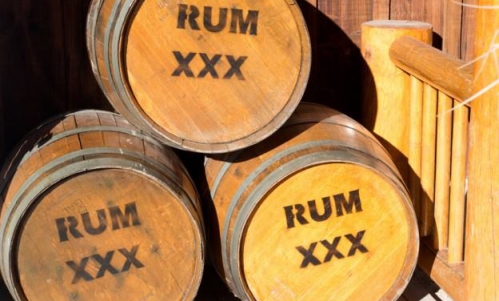 Piracki Wieczór w Pubie Pod Ziemią! Szanty! Karaoke! Rumowe shoty!