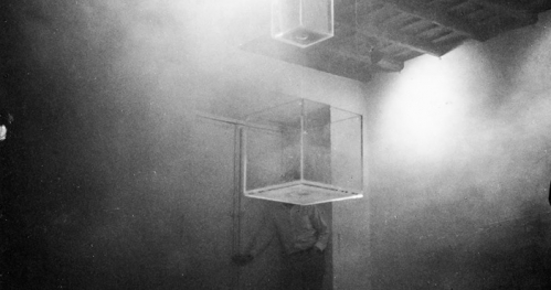 Dematerializacja i płynność.