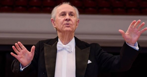 Nadzwyczajny koncert chóralny