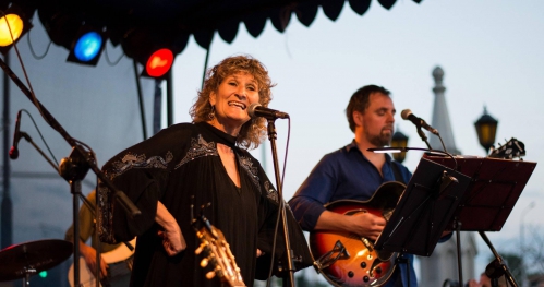 Lomir zingen! Let's sing Yiddish folk songs of Mordechai Gebirtig with Cindy Paley - June 24, 6pm