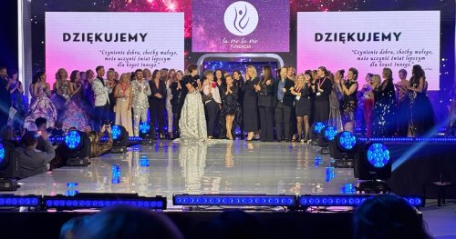 III Charytatywny Pokaz Mody ONA Onkologia Nieskończona Afirmacja