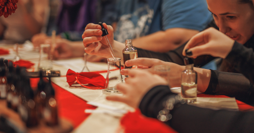 WARSZTATY PERFUMERYJNE SLOU LAB - stwórz własne perfumy!