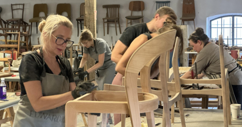 Jednodniowe Warsztaty Renowacji Mebli na Folwarku Edwardowo