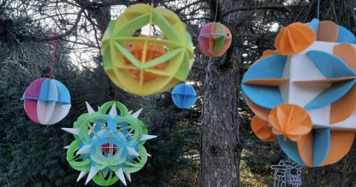 BAZARt Warsztaty "Dekoracje z opłatków Tworzenie Światów"