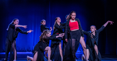 EXI(S)T - spektakl Teatru Tańca Tchnienia