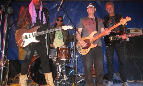 INTERNATIONAL BLUES ALL STARS (USA / NL / IND / D)