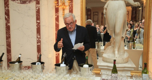 Profesor od sztuki i wina. Wieczór z winami z Małopolskiego Przełomu Wisły i prof. Wojciechem Włodarczykiem