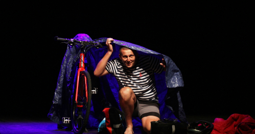 #HEN - monodram Rafała Paśko