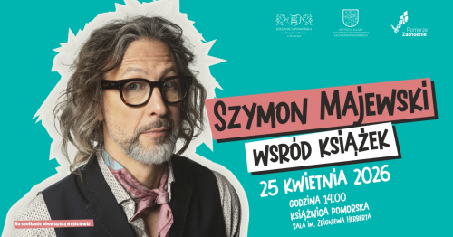 Szymon Majewski wśród książek