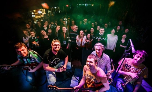 PRZED WSCHODEM SŁOŃCA, STONED VEINS