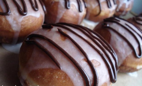 Tłusty Czwartek w Pod Ziemią! KARAOKE!! PĄCZKI!!! PROMOCYJNE DRINKI!