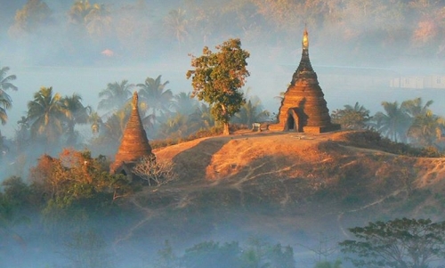 Birma. Spotkanie autorskie z Michałem Lubiną.