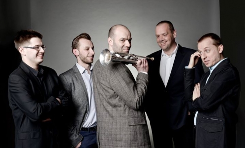 NOWI MISTRZOWIE: NEW BONE - FOLLOW ME, music by Henryk Wars and Bronisław Kaper